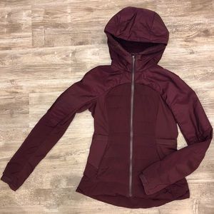 Down for it all Lululemon Running Jacket - Casis